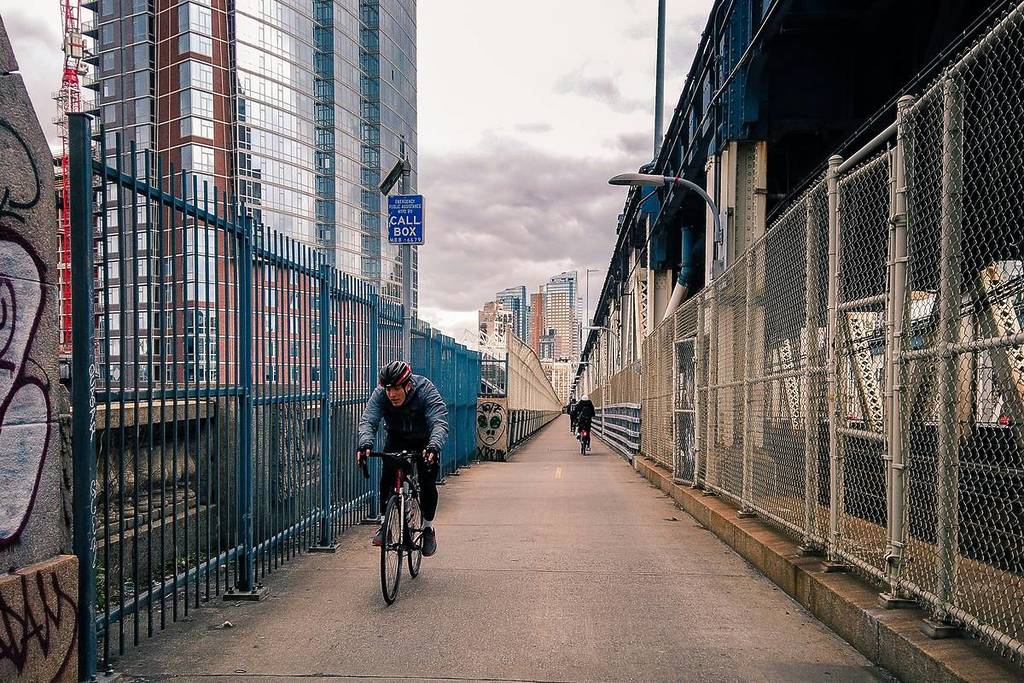 NYC é classificada como uma das cidades mais favoráveis ao uso de bicicletas nos Estados Unidos &#8211; experimente estes 5 passeios cênicos de verão