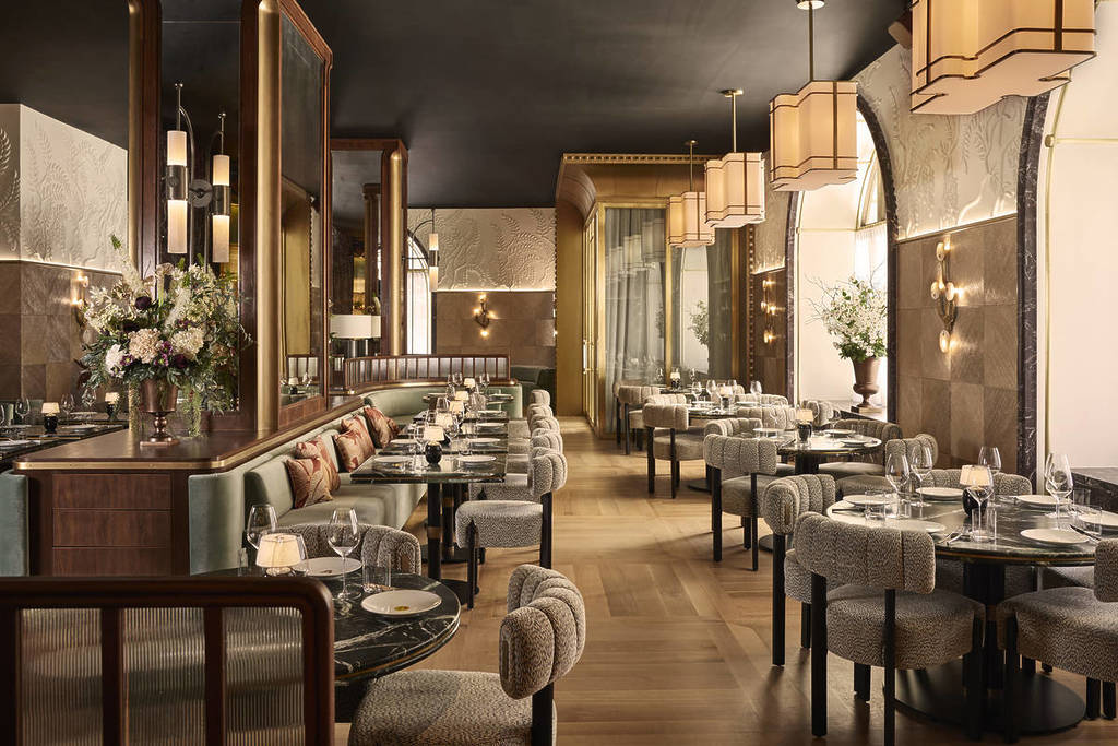 A sala de jantar revestida de mármore desta churrascaria de Nova York acaba de ser considerada uma das mais bonitas do mundo