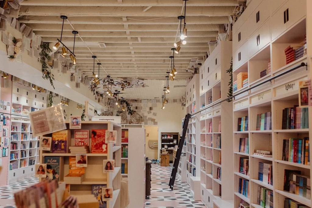 Ripped Bodice bookstore