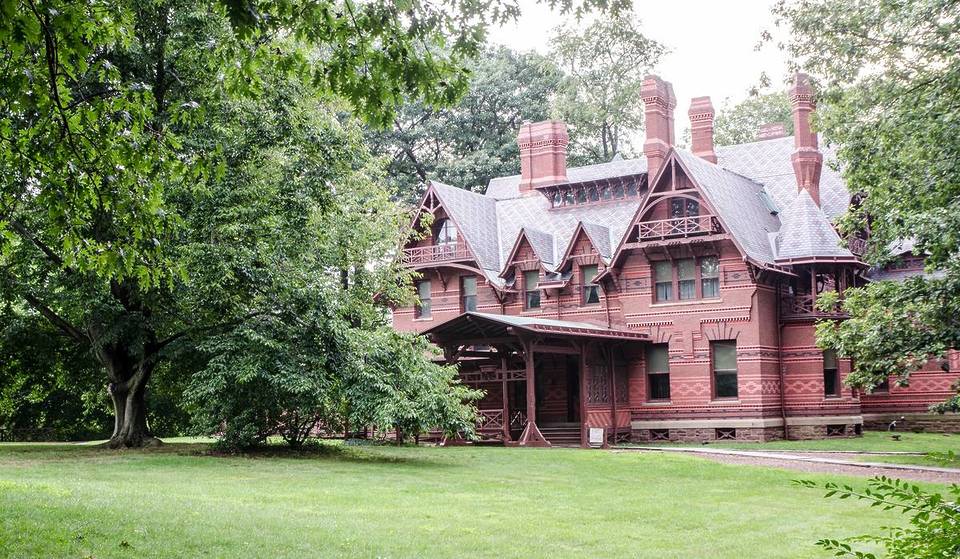 À une courte distance en voiture de New York, ce village pittoresque du Connecticut près de New York était la retraite de Mark Twain &#8211; et il regorge d&rsquo;histoires personnelles.