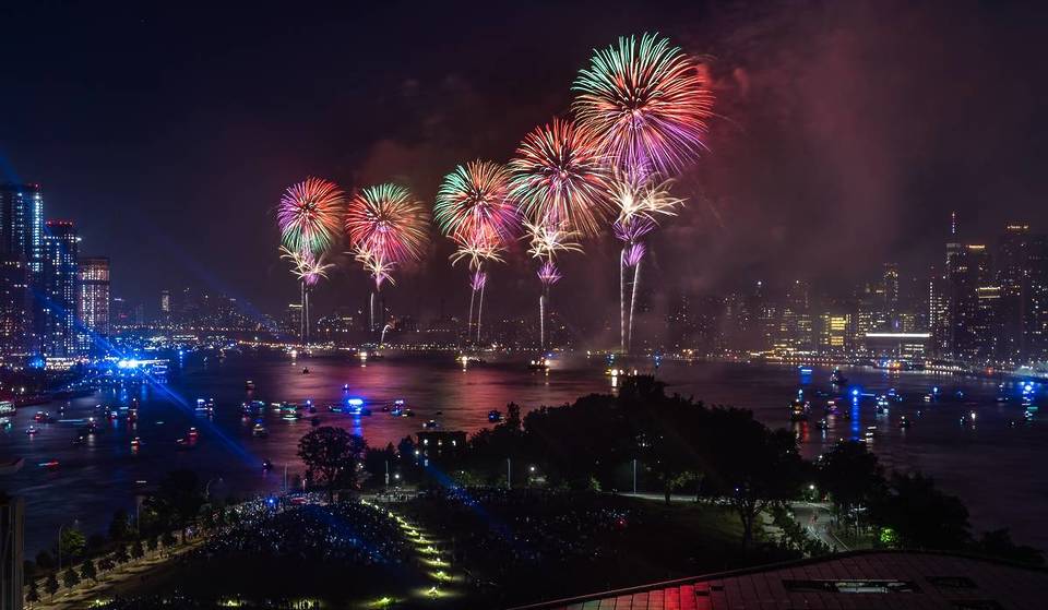 Guide des feux d&rsquo;artifice du 4 juillet 2025 : L&rsquo;heure, l&rsquo;endroit où regarder, les fermetures de routes et tout ce que vous devez savoir