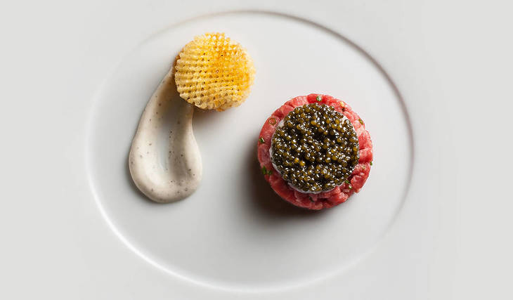 Um dos restaurantes mais caros do estado de Nova York fica em Midtown Manhattan &#8211; com um menu degustação de US$ 350 com estrela Michelin