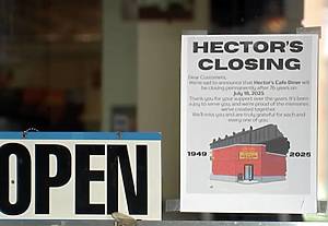 Hector's Cafe and Diner sign announcement about closing