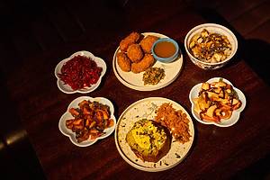 food at long island city's new cocktail bar, 56709