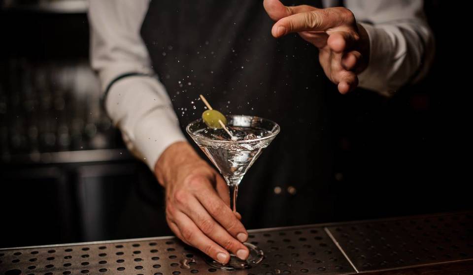 Un Martini de 8.000 dólares tachonado de diamantes se sirve en este lugar de los Hamptons – y sí, la gente lo está pidiendo