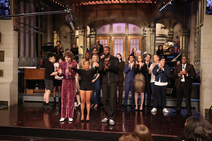 SATURDAY NIGHT LIVE -- Episode 1882 -- Pictured: (l-r) Musical guest Benson Boone, host Quinta Brunson, and special guest Dwyane Wade during Goodnights & Credits on Saturday, May 3, 2025 -- (Photo by: Will Heath/NBC)