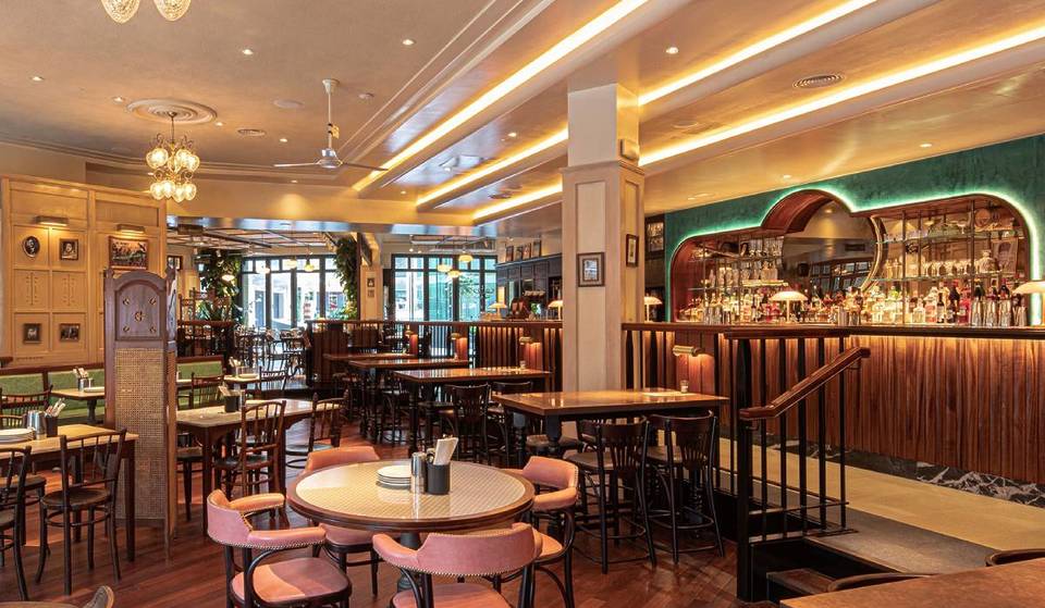 Dishoom, el restaurante indio de culto londinense, abre por fin en Nueva York y trae su famoso Daal negro de la casa