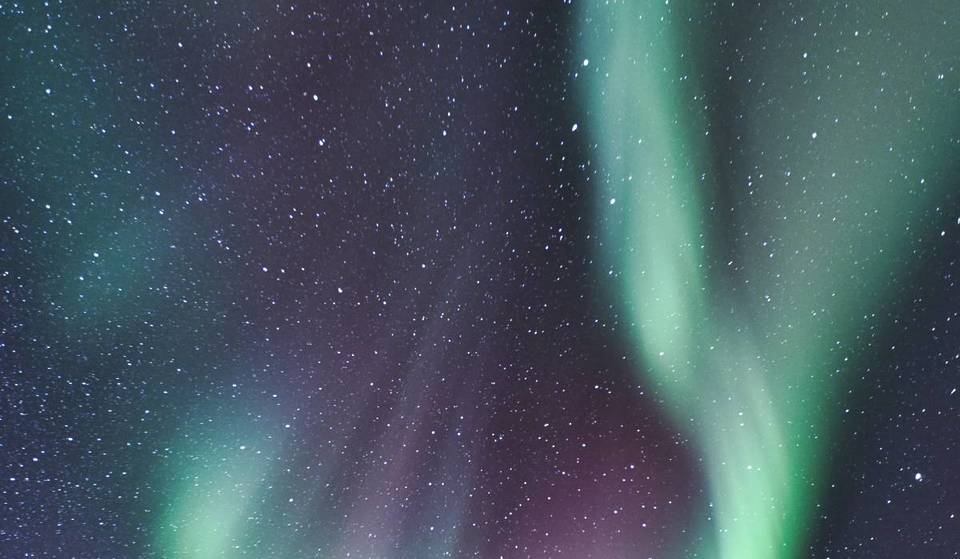 Las auroras boreales podrían brillar sobre Nueva York esta noche gracias a una rara tormenta solar.