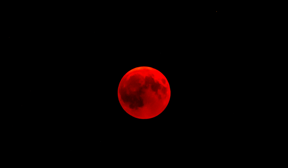 De spookachtige bloedmaan die in september de hemel van NYC verlicht, zal meer dan een uur duren &#8211; de langste in jaren