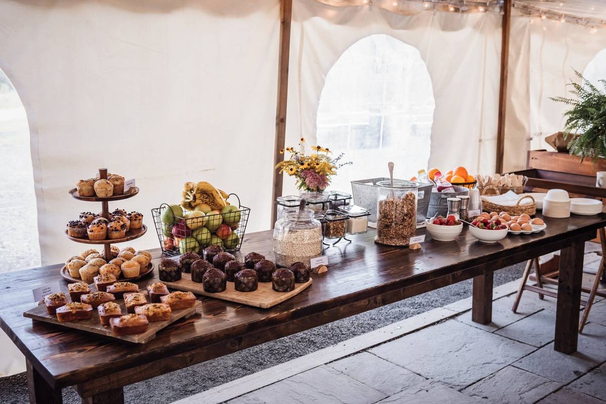 Breakfast in lobby tent at Firelight Camps