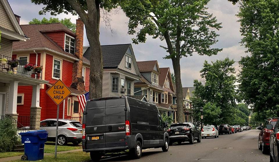 Vous pensez faire partie de la classe moyenne à New York ? Voici le salaire dont vous avez réellement besoin