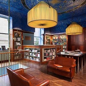 Inside Albertine Books