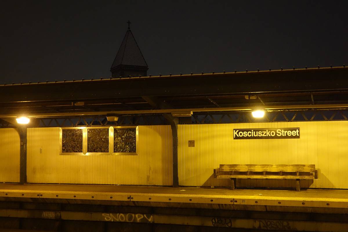 Kosciuszko Street Station