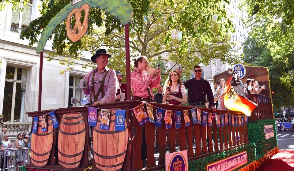 Dirndls, Lederhosen et bière &#8211; La Steuben Parade germano-américaine revient à New York en septembre.