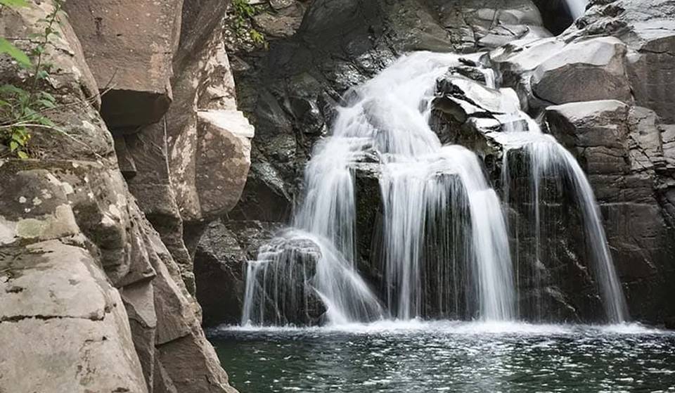 This Hidden Catskills Swimming Hole in Upstate NY Lets You Leap Off Cliffs Into Crystal-Clear Water