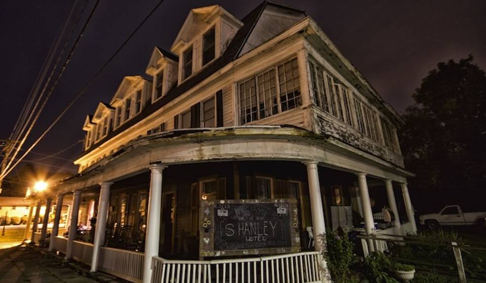 Cet hôtel hanté, vieux de 180 ans et situé dans le nord de l&rsquo;État de New York, propose des chasses aux fantômes d&rsquo;une nuit, à seulement 2 heures de New York.