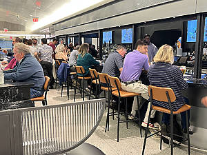 Tracks Raw Bar & Grill Grand Central Madison