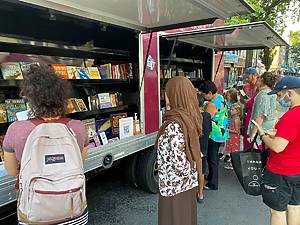 House of Speakeasy Bookmobile