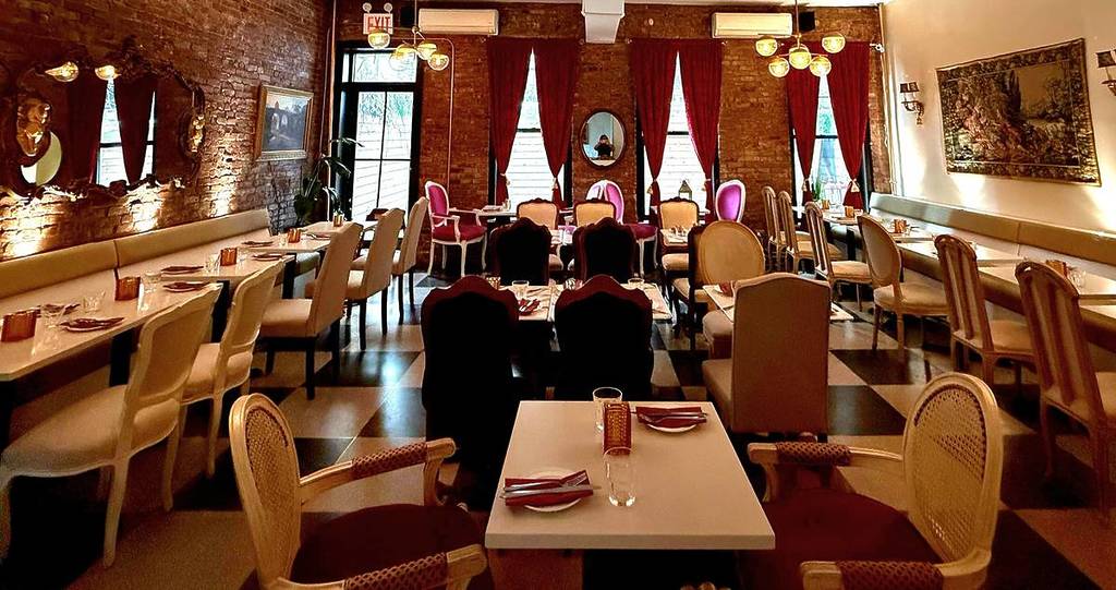 Interiors to Délice & Sarrasin, a plant-based French bistro in NYC