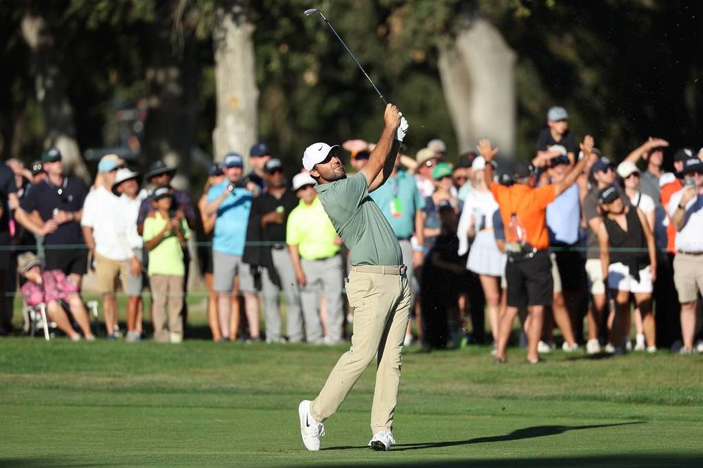 NAPA, CALIFORNIA - SEPTEMBER 14: Scottie Scheffler of the United States plays a shot on the 18th hole during the final round of the Procore Championship 2025 at Silverado Resort and Spa on September 14, 2025 in Napa, California. (Photo by Mike Mulholland/Getty Images)