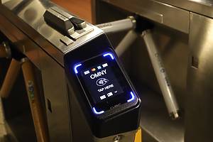 OMNY tap-to-pay machine