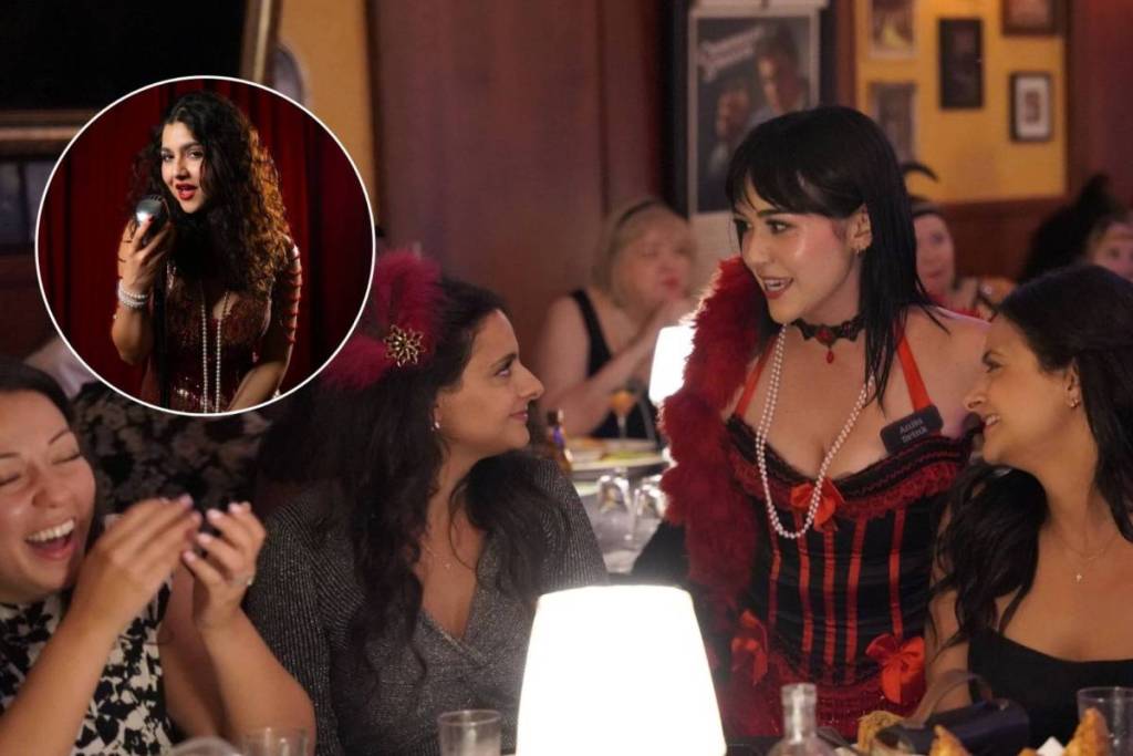 Step inside this secret 1920s speakeasy murder mystery dinner hidden in one of NYC’s most famous Times Square restaurants — featuring a 3-course family-style Italian feast