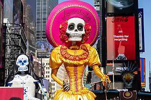Dia de los Muertos at Times Square 003