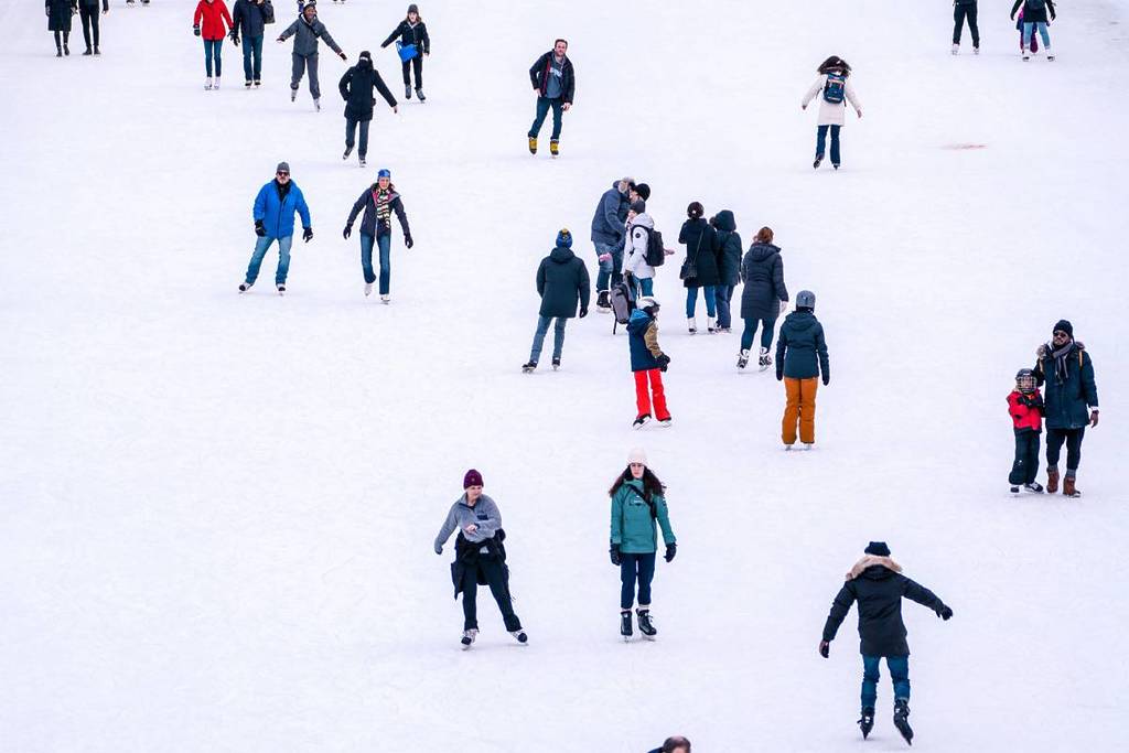 people ice skating