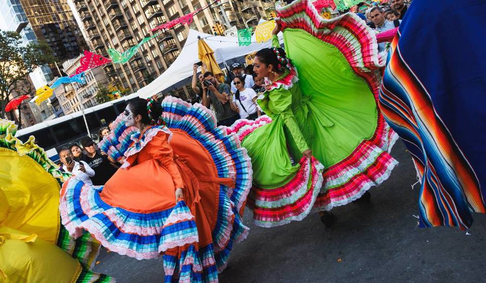 Una vibrante celebrazione del Día De Muertos ha invaso Flatiron &#8211; ed è completamente gratuita da esplorare