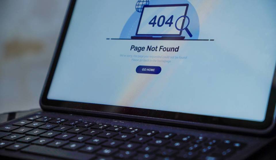 Un&#8217;interruzione massiccia di Amazon manda in tilt Internet in tutto il mondo &#8211; milioni di persone colpite a NYC e oltre