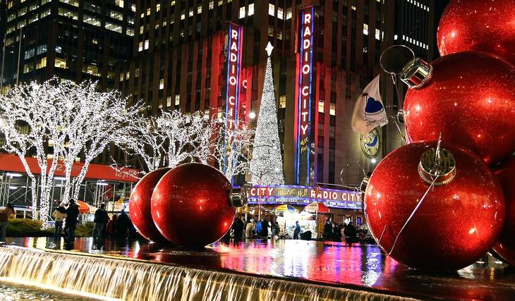 16 Festive Things To Do In NYC This Holiday Season