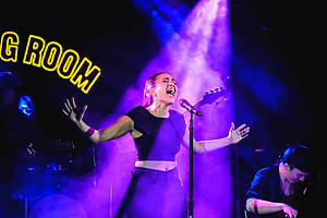 Explore NYC Through Taylor Swift's Eyes: From Candy Shops To Tribute