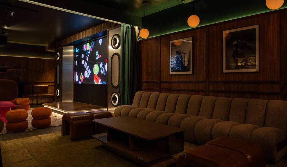 Diese neue Karaoke-Bar im West Village fühlt sich an wie ein privater Konzertort – mit Profi-Autotune, Spielmodi und nostalgischen Snacks