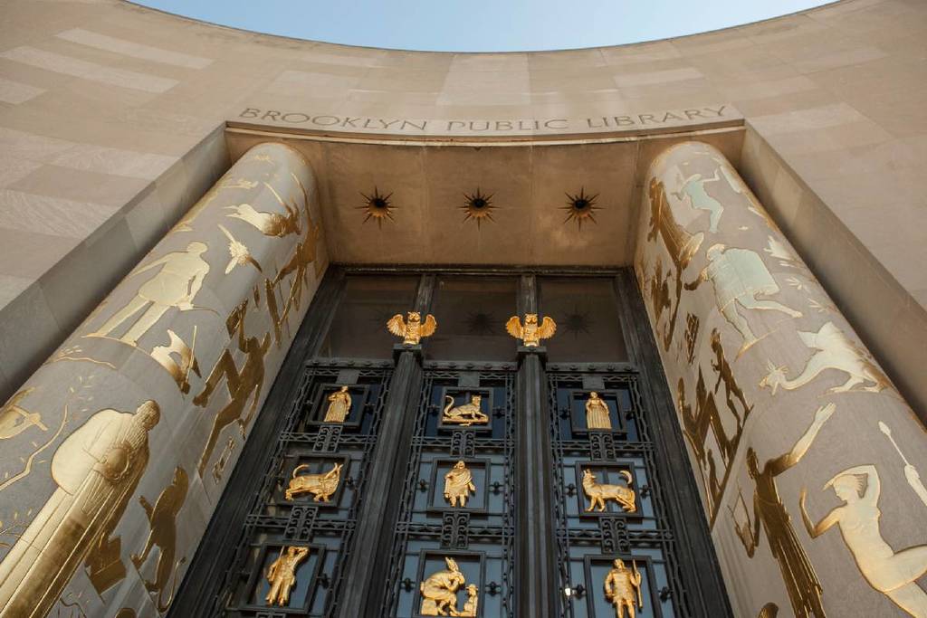De meest onverwachte gratis actie van NYC: Het Brooklyn Library extraatje waarmee je originele meesterwerken kunt bekijken