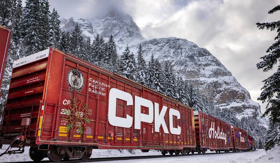 Il treno per le vacanze più straordinario del Nord America si ferma nell’Upstate di New York solo per 2 giorni, con concerti e spettacoli di luce gratuiti