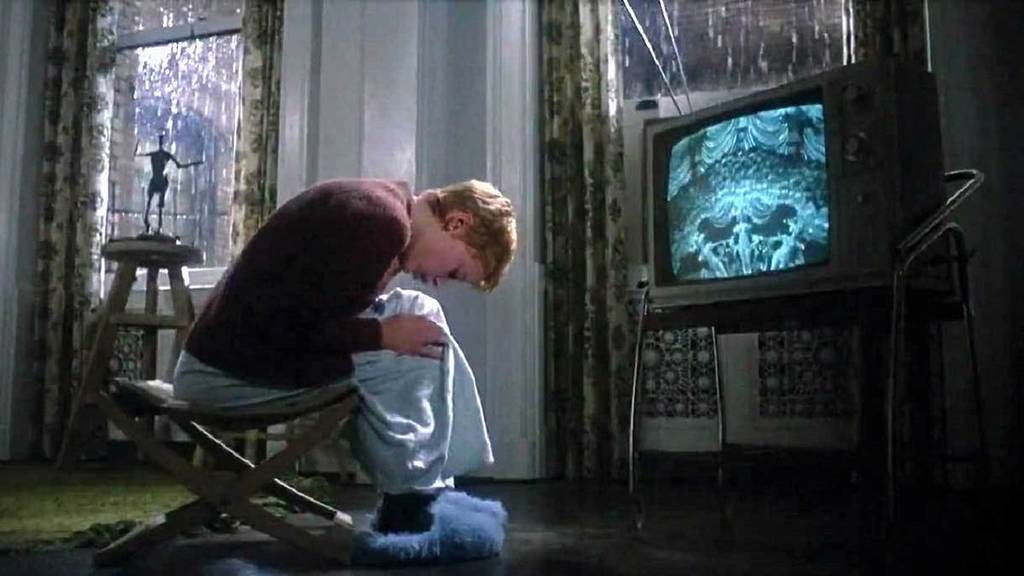 Mia Farrow in einem Standbild aus Rosemary's Baby ein klassischer New Yorker Film Letterboxd-Benutzer gehören.