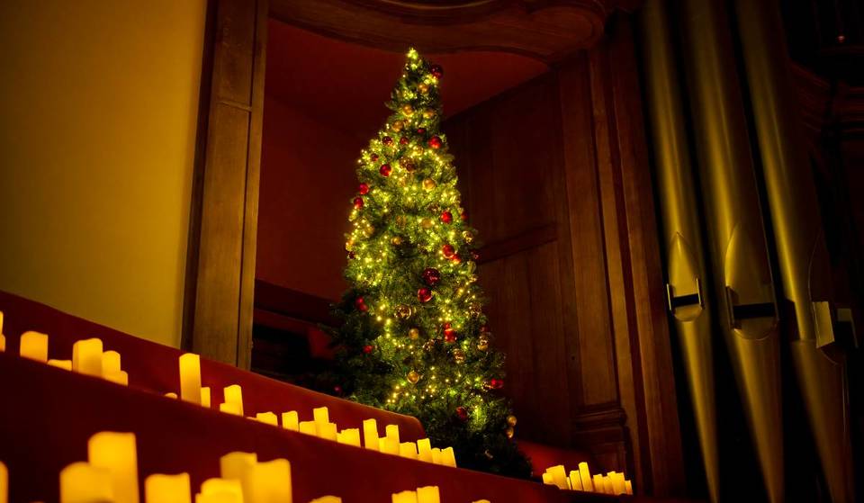 &#8220;O Holy Night&#8217;, &#8216;Deck The Halls&#8217; en de notenkraker &#8212; de meest betoverende kerstconcerten in NYC zijn terug, badend in duizenden kaarsen