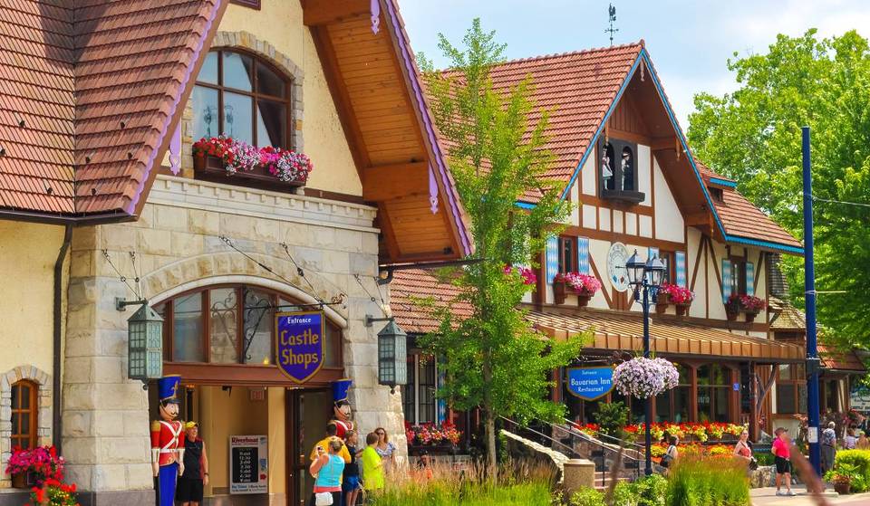 America’s &#8216;Little Bavaria&#8217; Is Just A Short Flight From NYC — With German-Style Architecture, Lively Festivals, &#038; The World&#8217;s Largest Christmas Store
