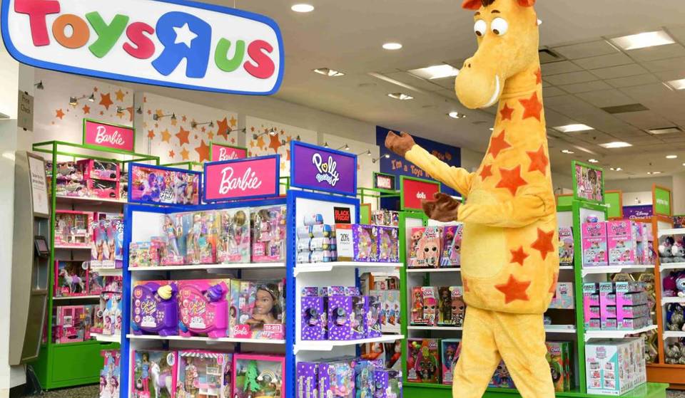 Das Comeback von Toys ‚R‘ Us: Ein Blick in den nostalgischen neuen Flagship Store nur 1 Stunde von NYC entfernt