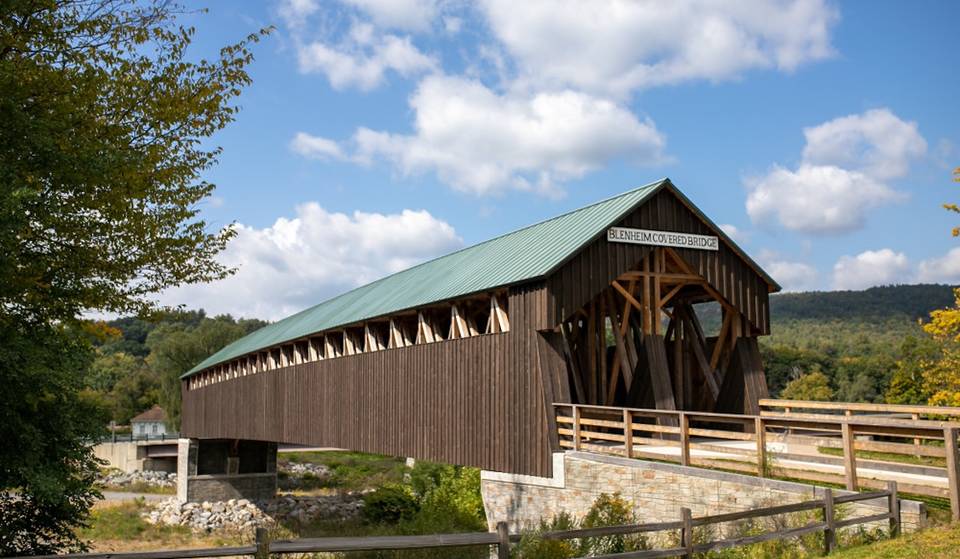 Een historisch stadje in de Catskills is een van de vredigste escapes van New York &#8211; en was ooit de thuisbasis van de langste overdekte brug ter wereld