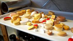 Murray’s Cheese Holiday Window Display