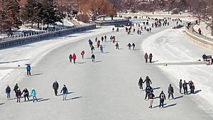 Rideau Canal Skateway - World’s Largest Outdoor Ice Skating Rink