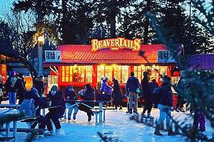 Rideau Canal Skateway - World’s Largest Outdoor Ice Skating Rink
