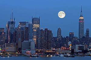 full moon nyc skyline