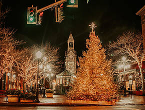 Eine kleine Stadt in Upstate New York, die „Crystal City“ genannt wird, ist eine der besten Weihnachtsstädte in den Vereinigten Staaten.