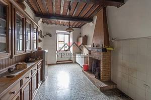 4 room flat for sale in Piazza Dina Ferri