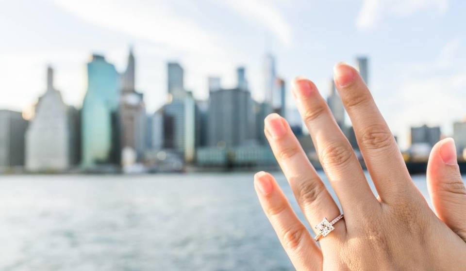 Este romántico lugar ha sido clasificado como el mejor lugar de Nueva York para proponer matrimonio en vacaciones, y puede que te sorprenda