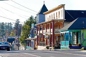 Tannersville, NY, USA - Oct. 5, 2025: Spurred by the multi colored pastels of its downtown buildings, the Catskills village of Tannersville has become a favorite seasonal destination for tourists.