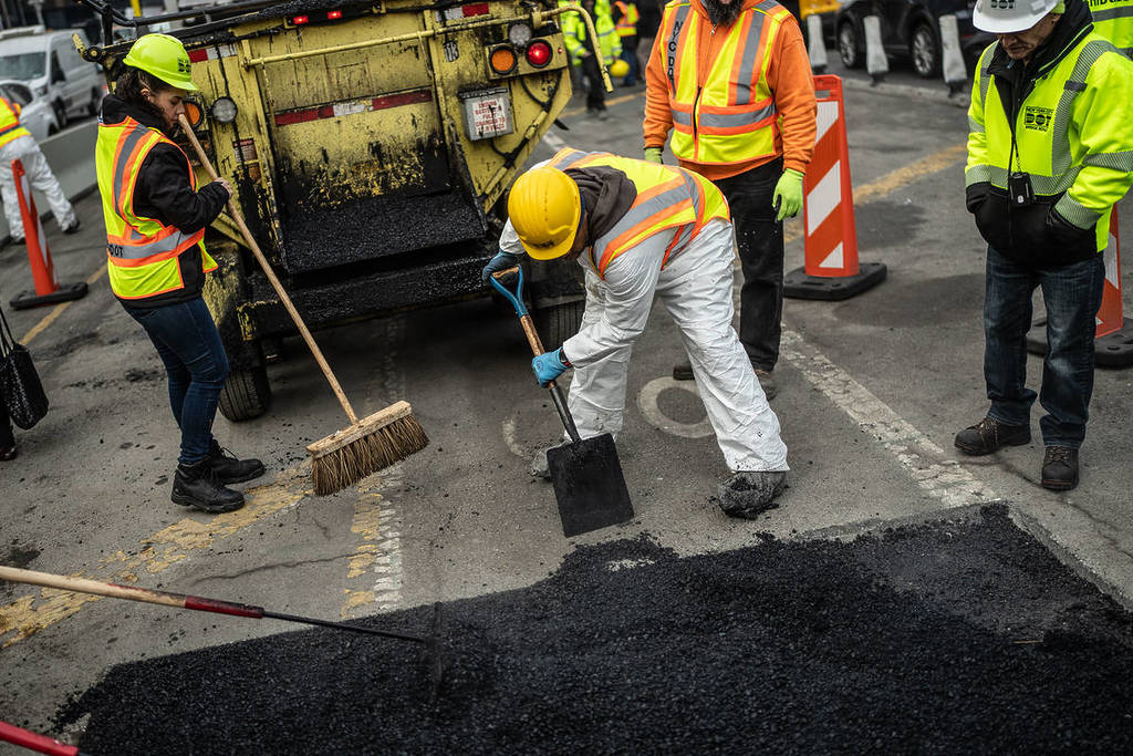 The Notorious 43-Inch-Wide Williamsburg Bridge Bike Lane Bump Has ...