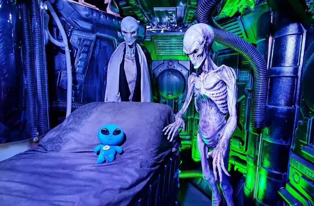 The ‘UFO Capital Of The East Coast’ Is A Tiny Town In NY — With Alien ...